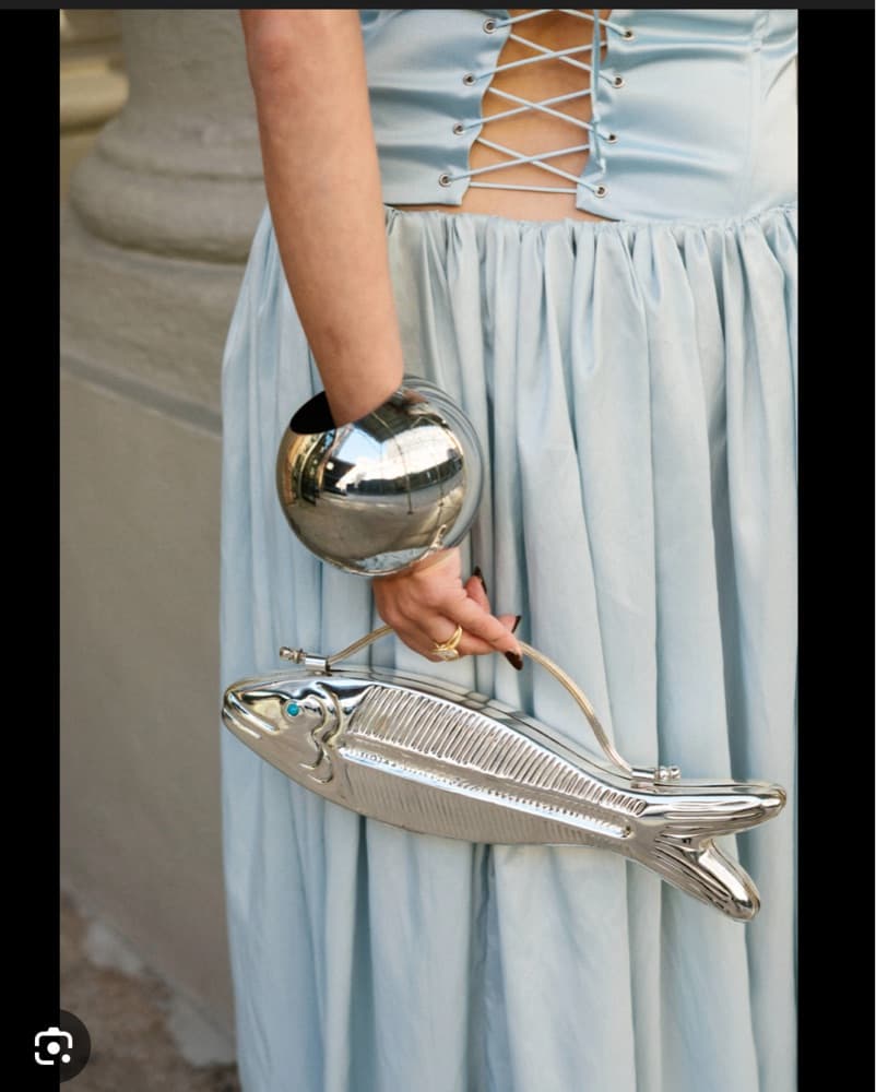 Vin Store Silver Fishy Bag - Image 4
