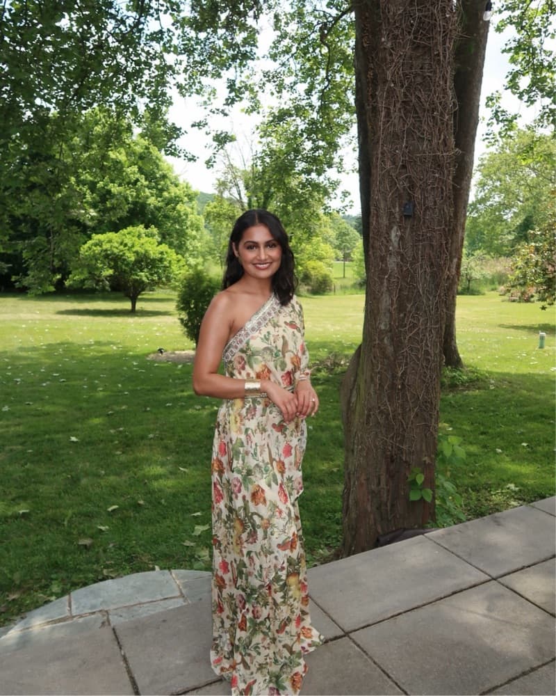 Indo-western Indian Outfit  - Image 2