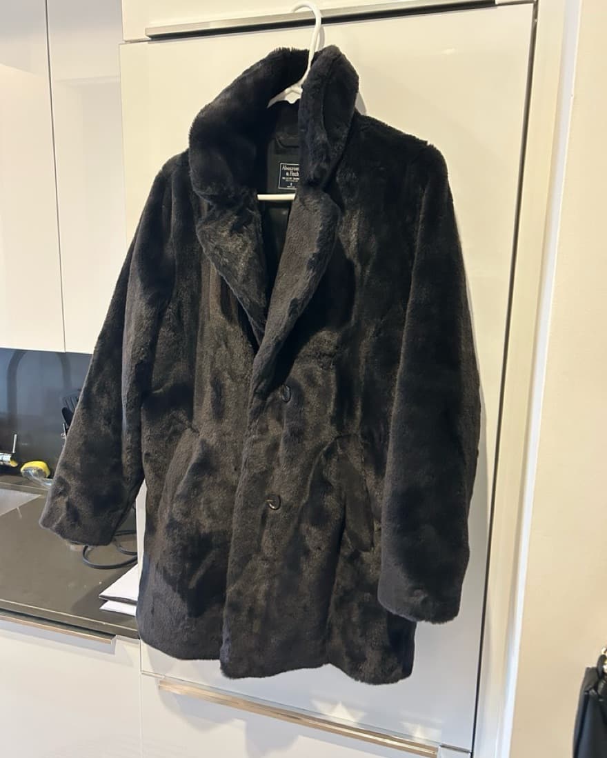 Abercrombie Faux Fur Coat - Image 3