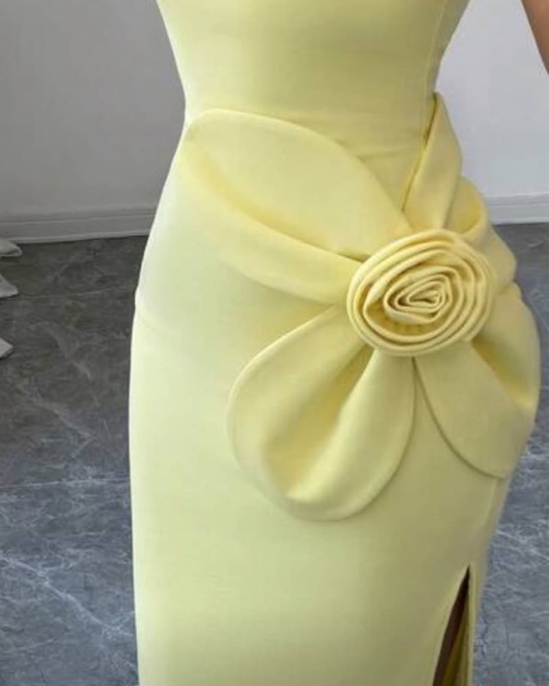 Stunning Yellow Strapless Gown - Image 4