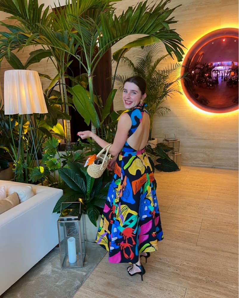 De Loreta Vibrant Backless Midi Dress - Image 1