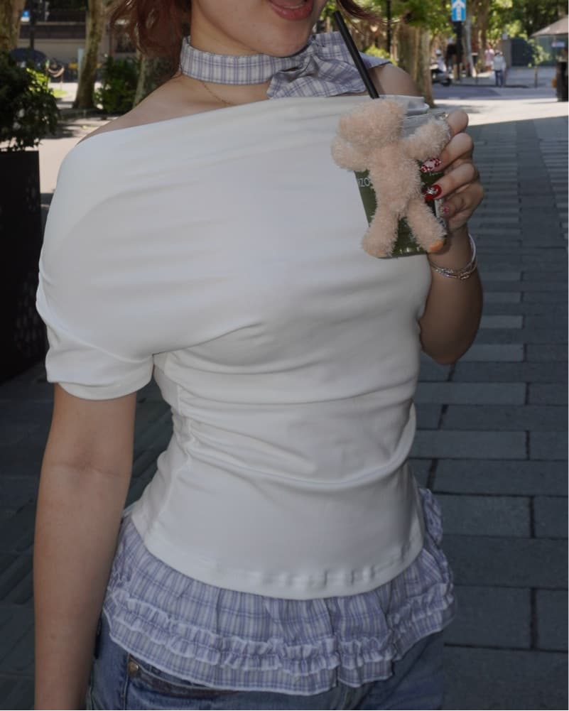 Ruffle top with neck ribbon - Image 2