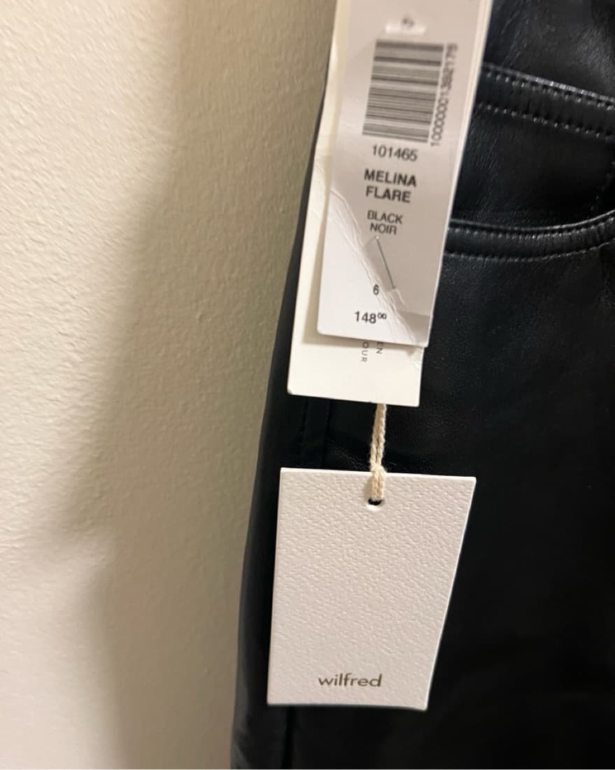 New Aritzia Wildfred Black Melina Flare  - Image 5