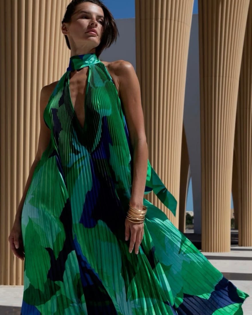 Lídee Opera Gown Capri Green - Image 5