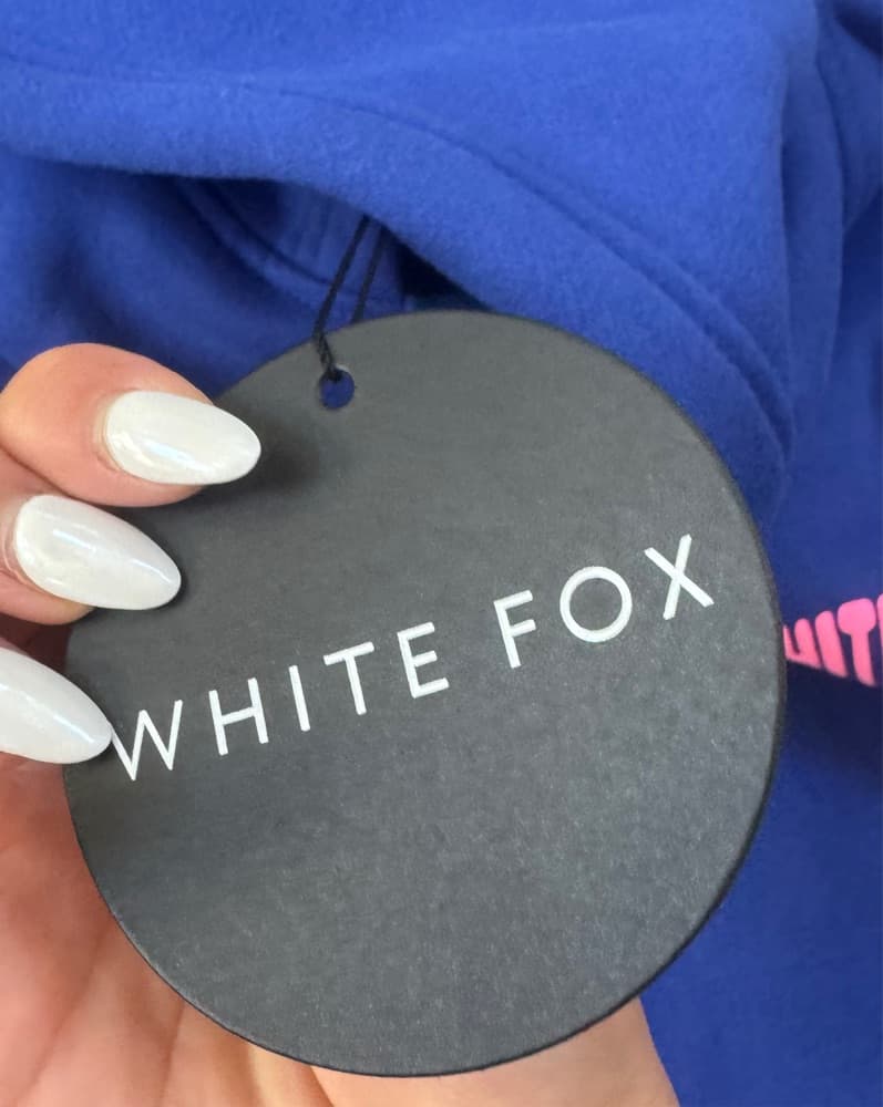 White Fox Sweatshirt - Image 6