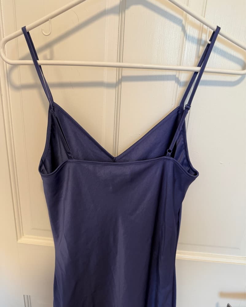 XS- Aritzia Slip Satin Midi Dress - Image 4