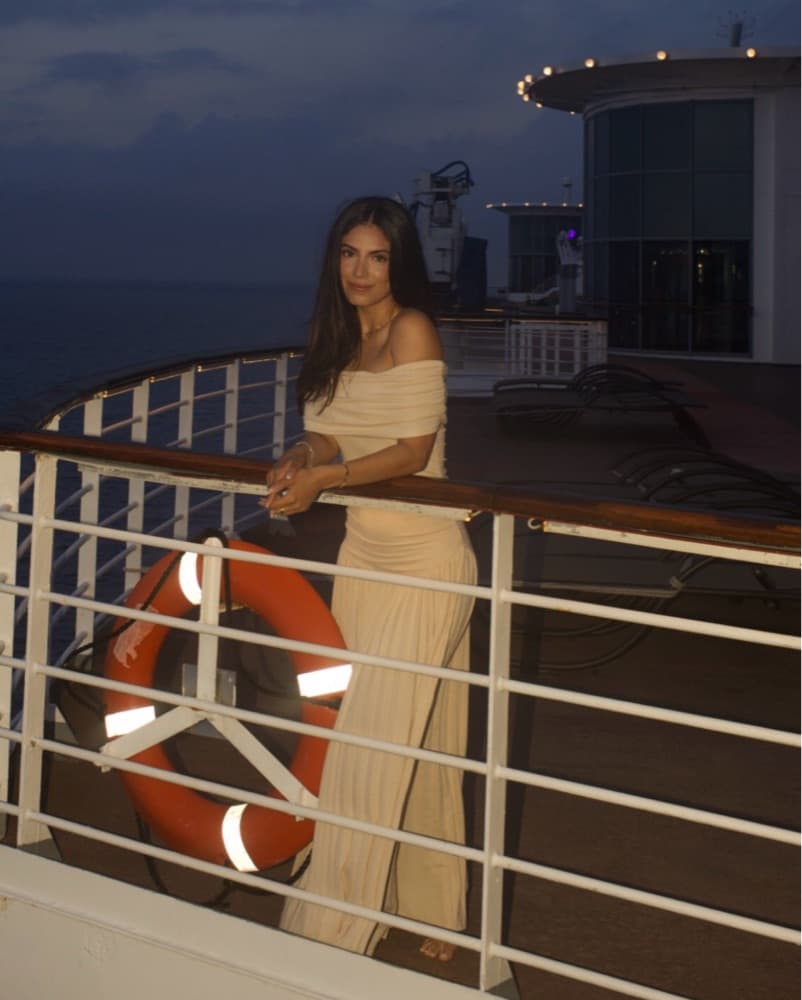 Elegant Off-Shoulder Maxi Dress- Lioness - Image 3