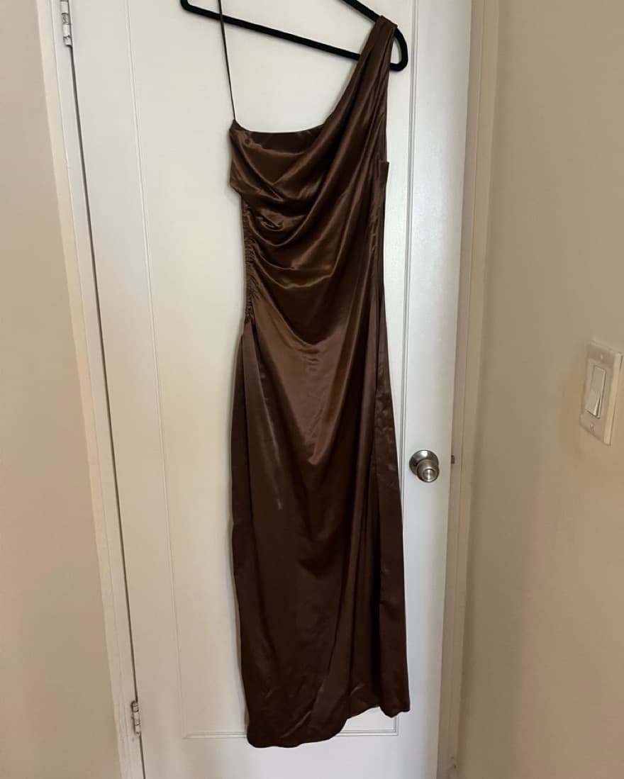 Line & Dot One Shoulder Cutout Dress - Image 3