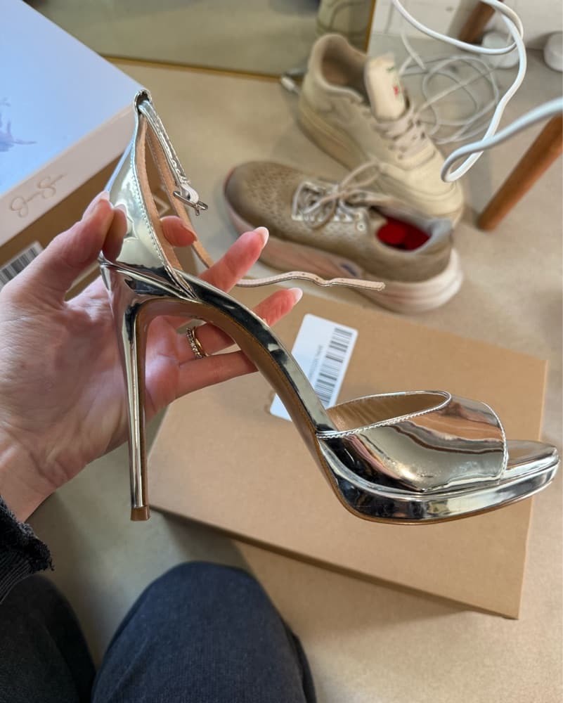 Silver heels - Image 3