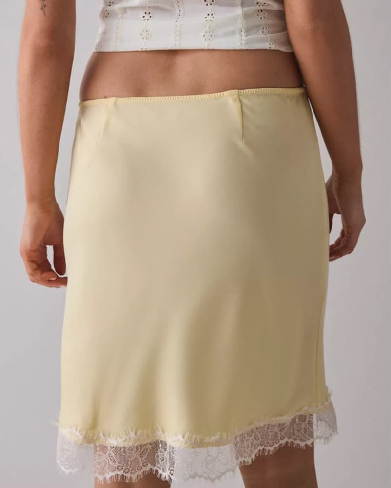 Low Rise Butter Yellow Lace Trim Skirt - Image 3
