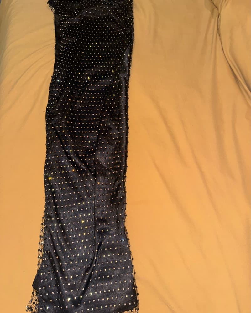 Sparkling Sequin Slit Maxi Skirt - Image 2