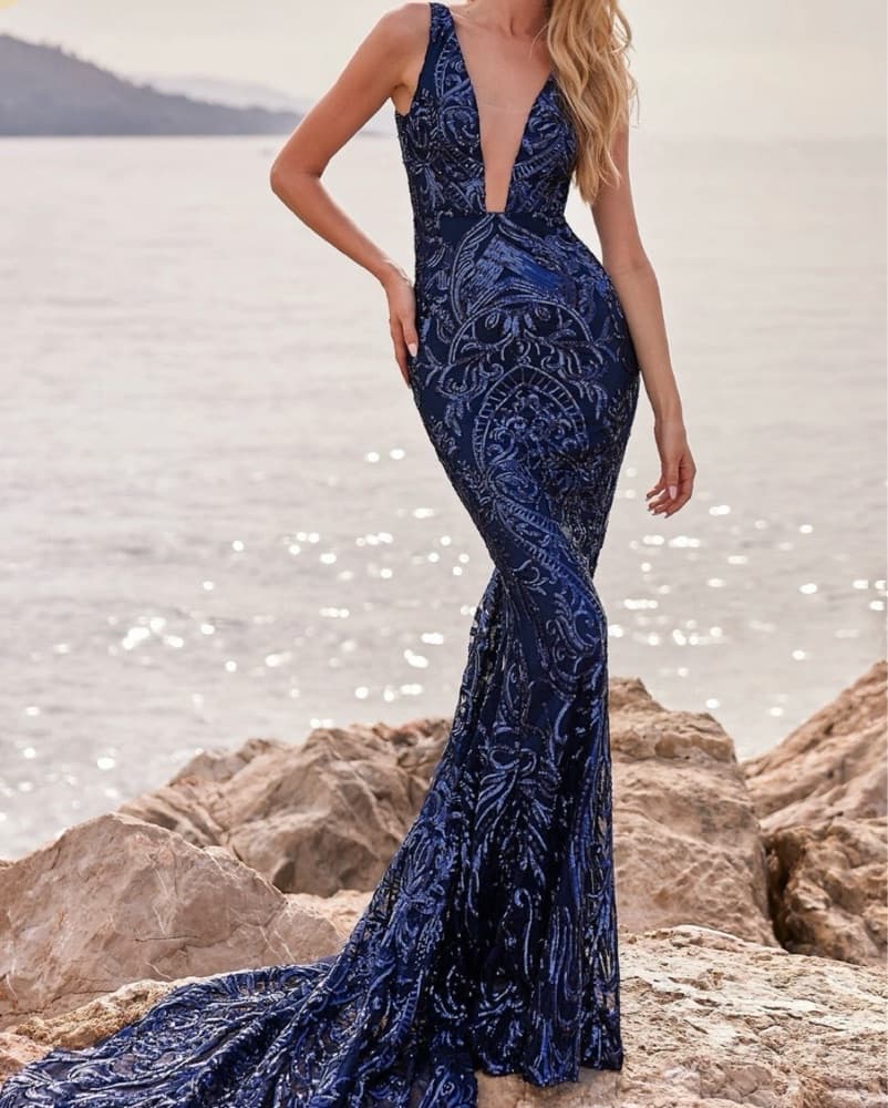 Elegant Navy Dress - Image 1