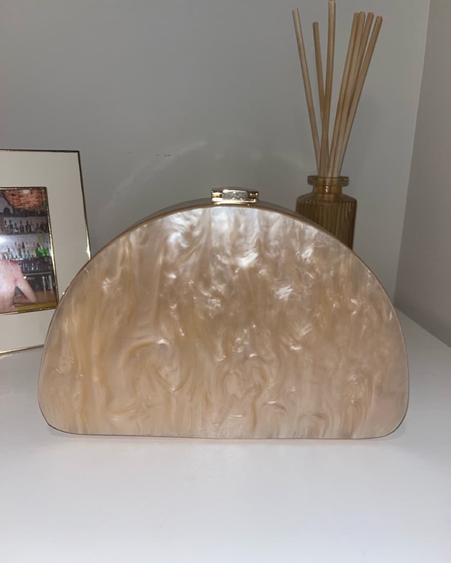 Shell Clutch  - Image 1