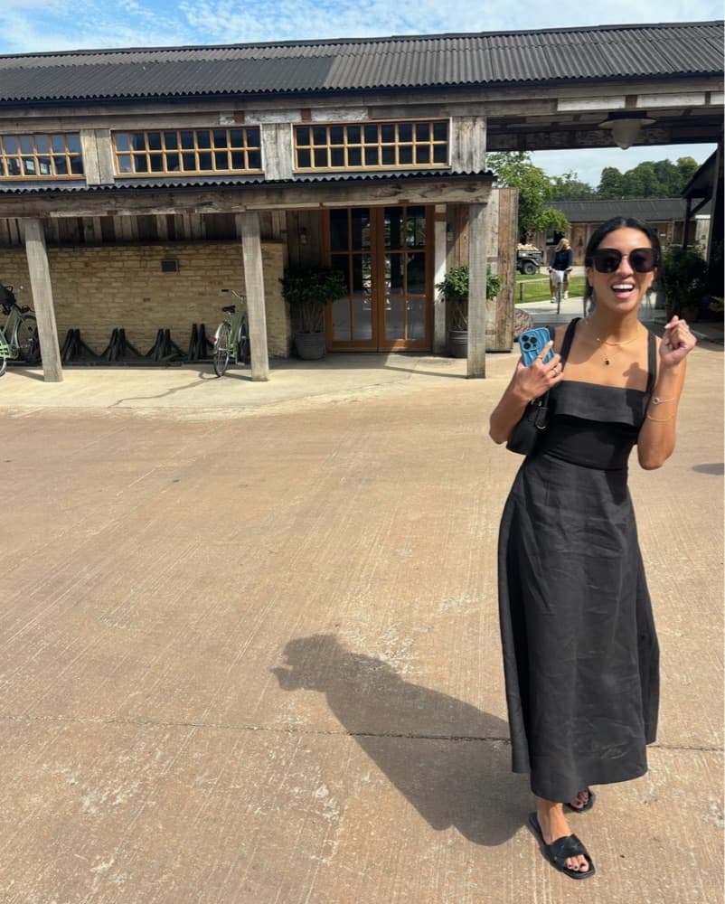 Elegant Black Midi Dress - Image 2