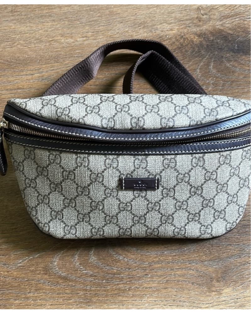 Gucci GG Supreme Belt Bag  - Image 2