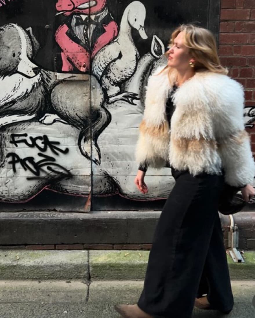 Bubish Luxe White Fur Coat  - Image 3