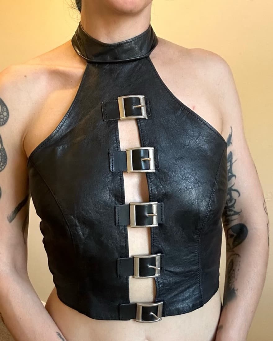 Black Leather Buckle Halter - Image 2