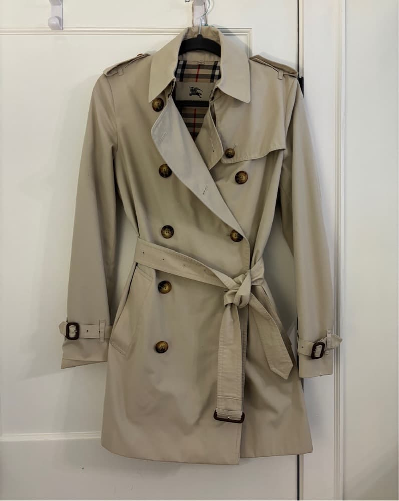 Burberry Classic Trench Coat - Image 1