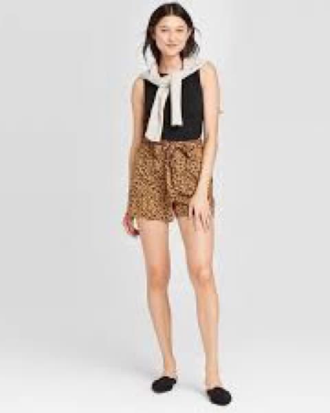 Chic Leopard Print Shorts - Image 6