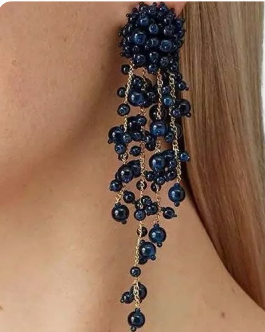 Oscar De La Renta Cascade Clip Ons  - Image 2