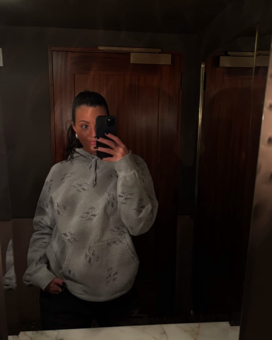 SUPREME EAT ME hoodie  - Image 1
