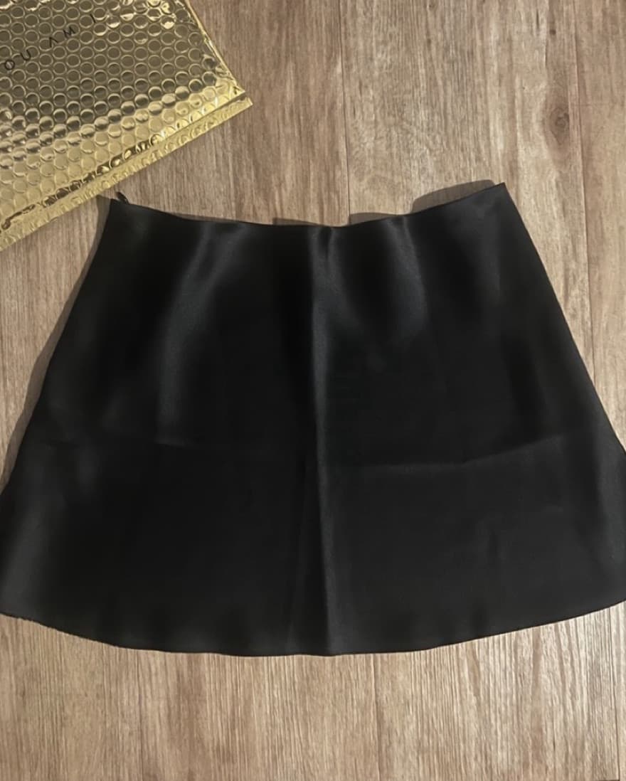 Are You Am I - Itsi Skirt - Image 3