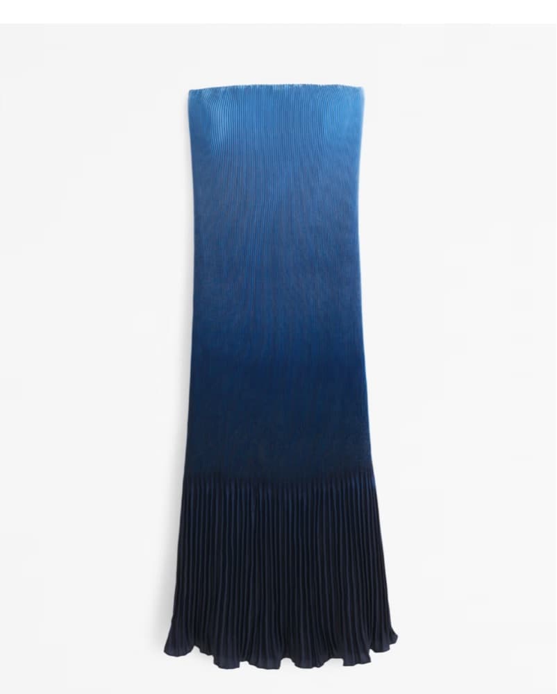 Elegant Blue Pleated Maxi Dress - Image 2