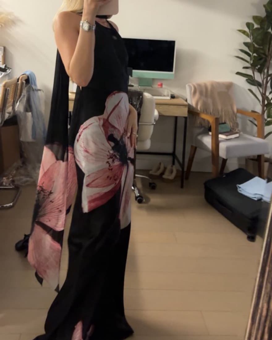Alice + Olivia Montana Tie Back Gown - Image 4