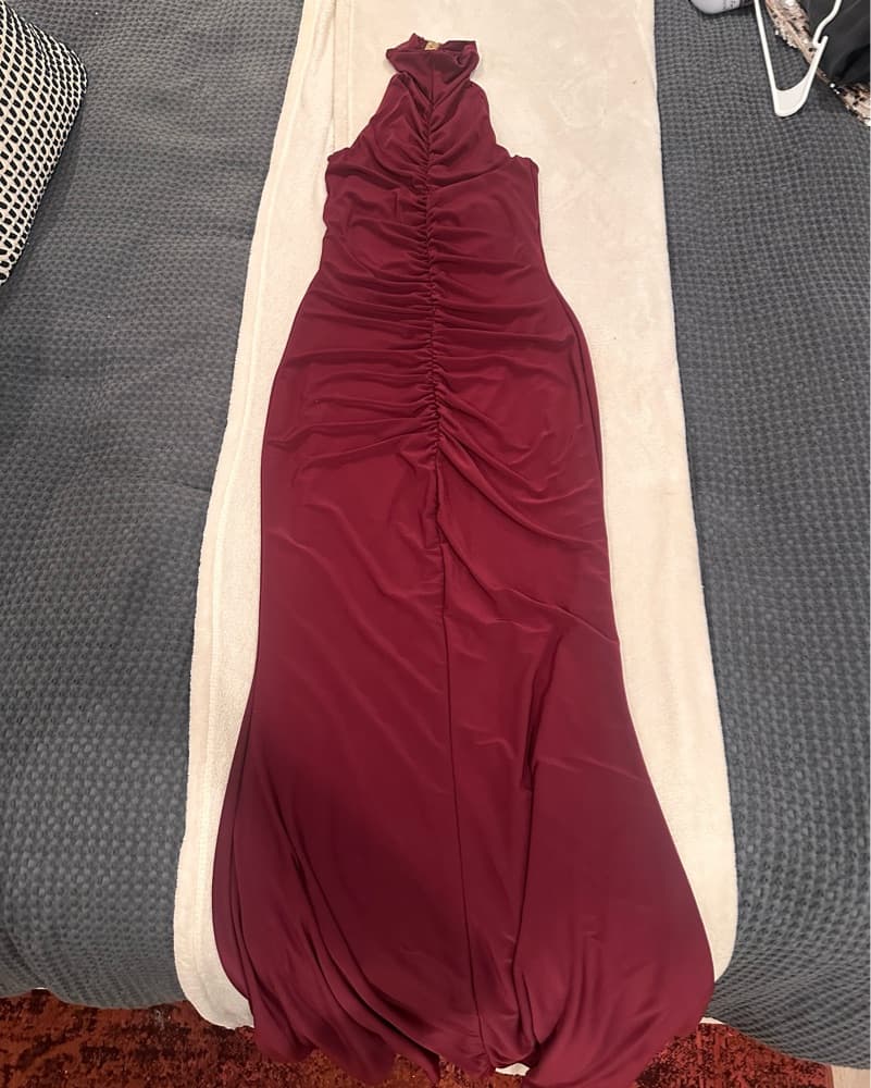 Burgundy Halter Bodycon Dress  - Image 2