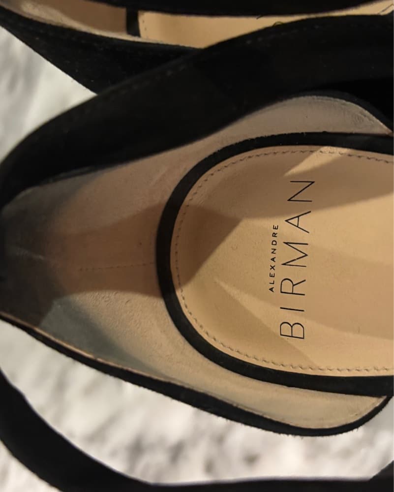 Sophisticated Black Velvet Bow Strap Sandals - Image 2