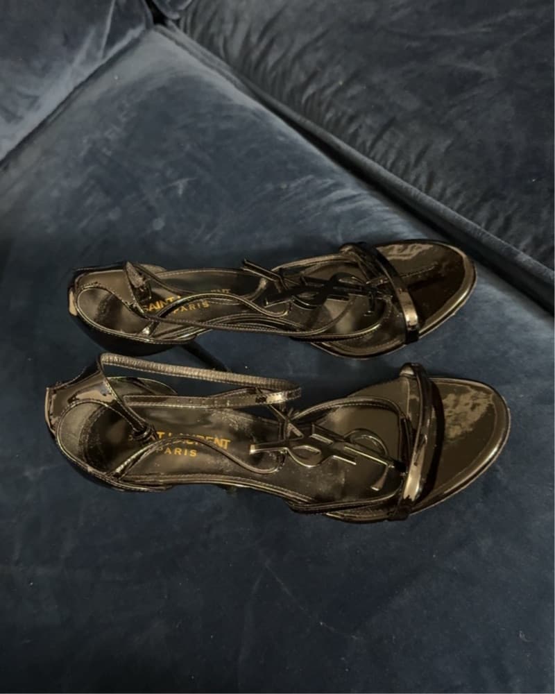 YSL Cassandra Black Patent Leather Heels - Image 3