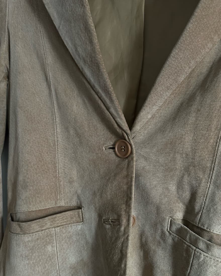 Chic Vero Moda Vintage Suede Blazer - Image 2