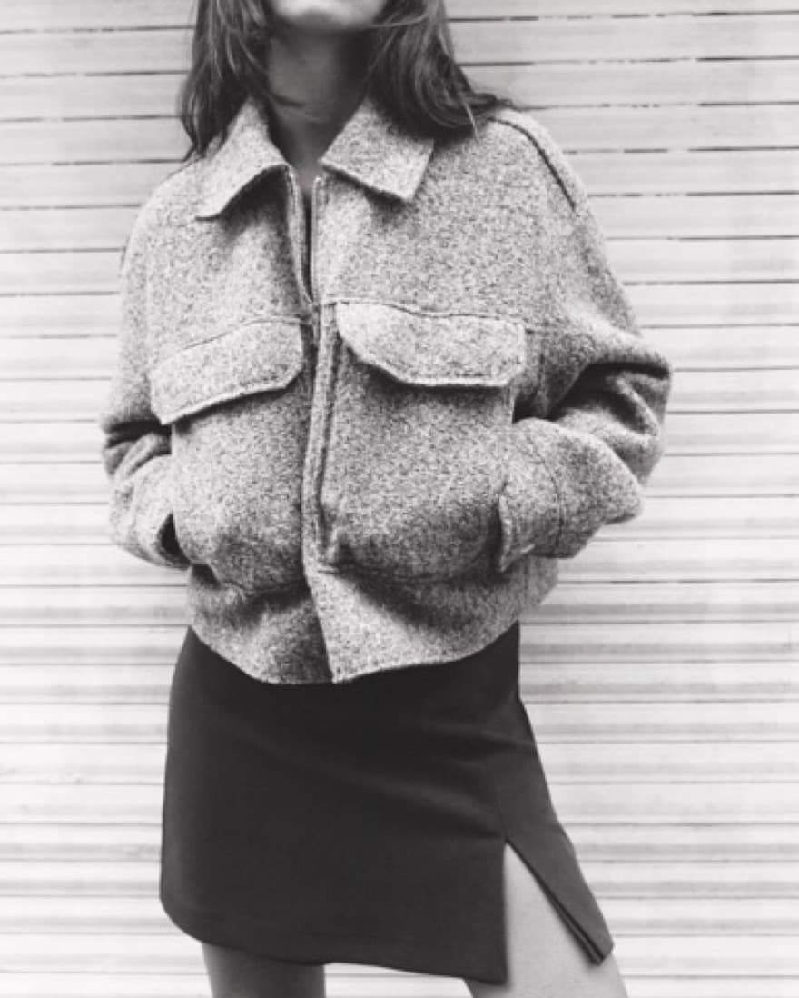 Zara Cropped Boucle Jacket - Image 4