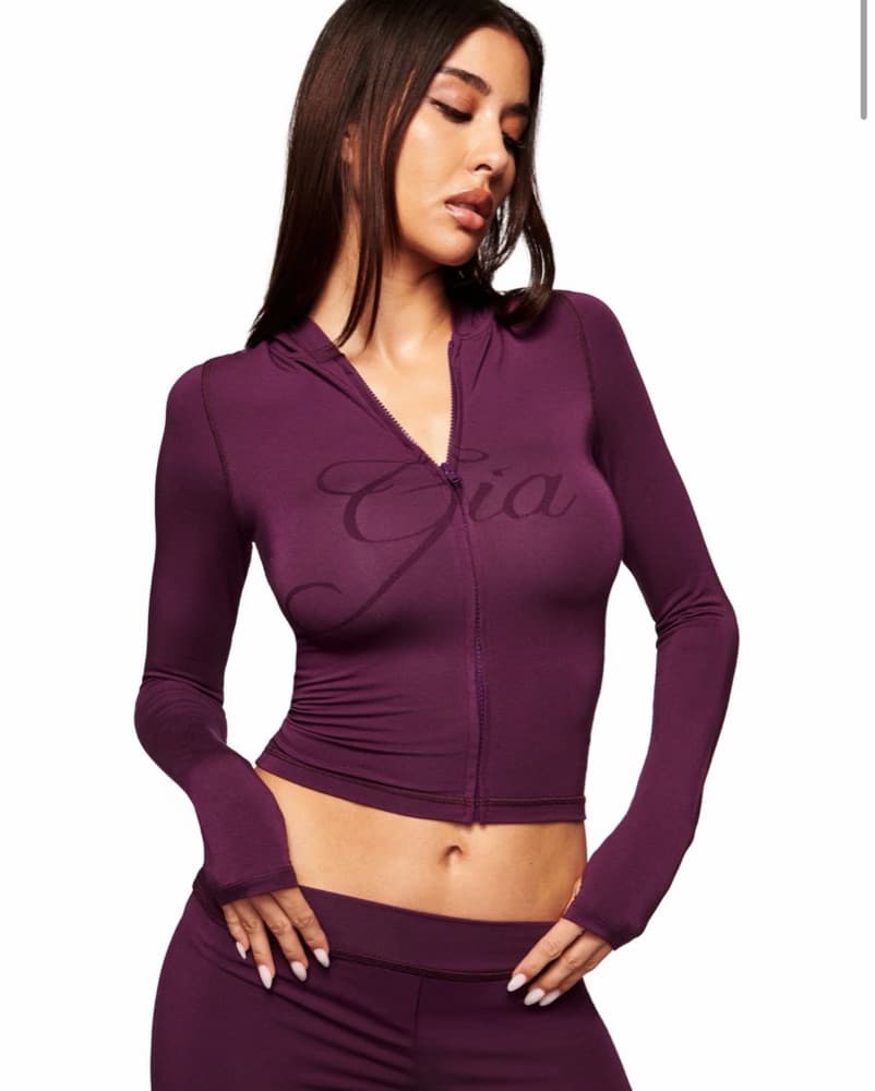 Iamgia Set  - Image 1