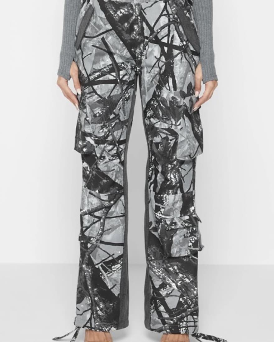 Maniere De Voir Gray Camo Cargo Pants - Image 3
