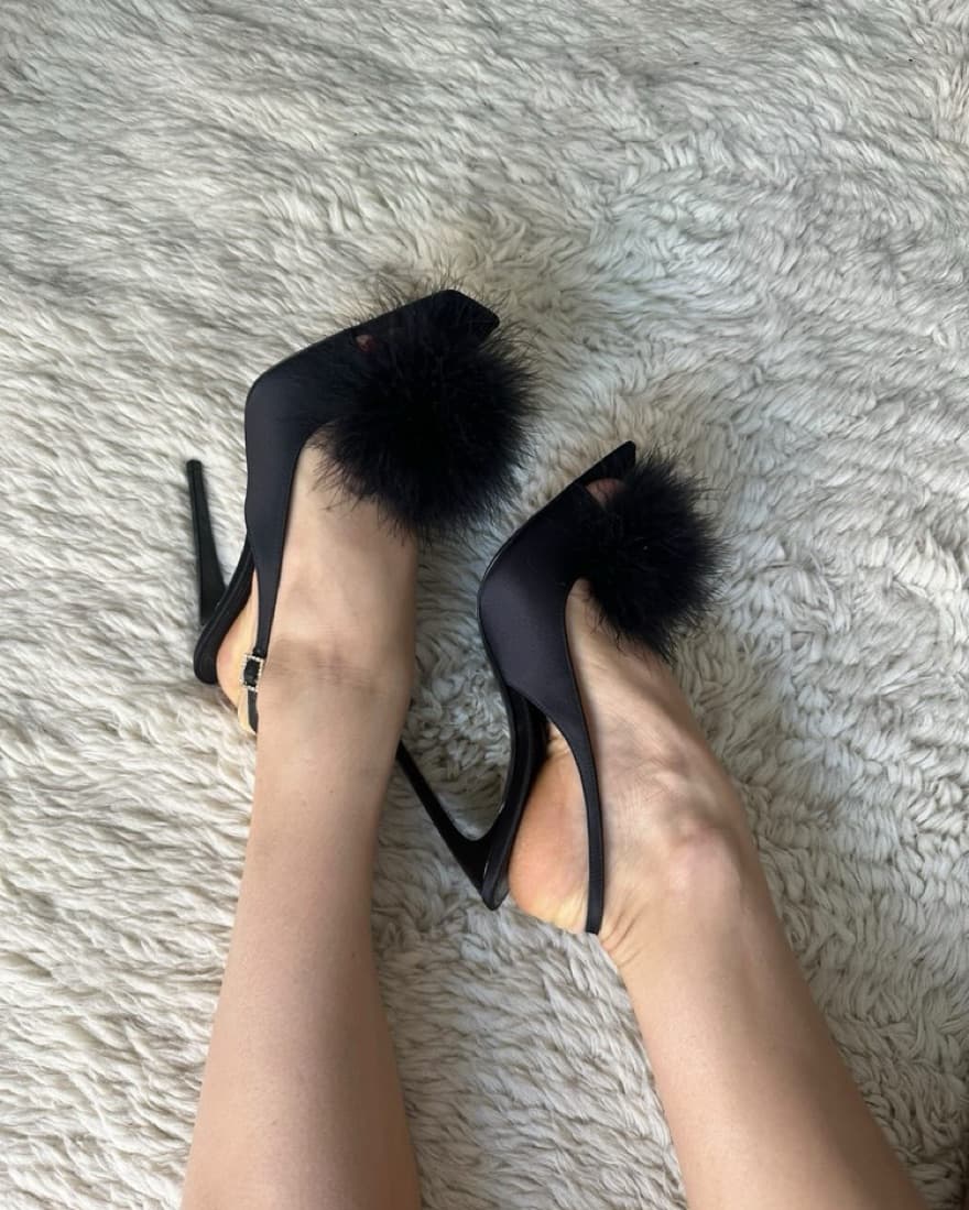 Saint Laurent Satin Feather Heel - Image 1