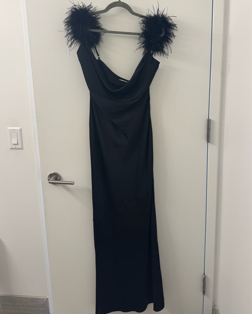 Black House of CB Tabitha Gown - Image 6