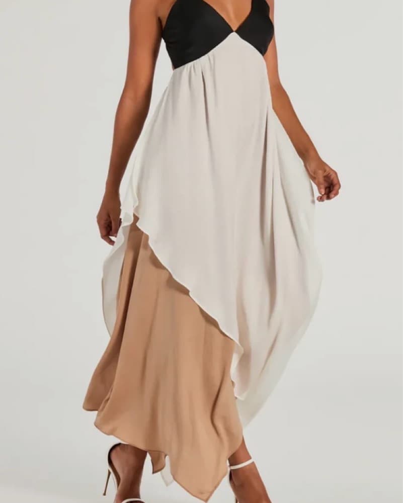 Flowy Maxi Dress - Image 1