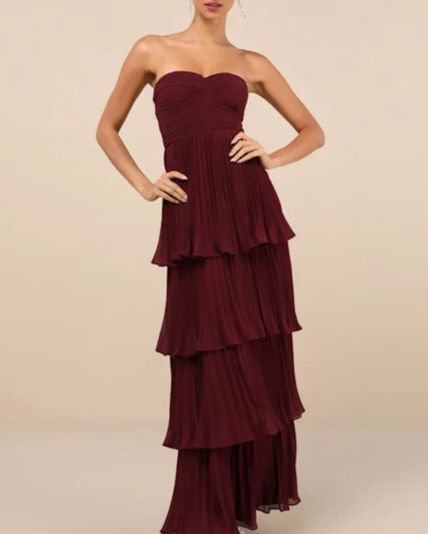 Elegant Burgundy Tiered Maxi Dress - Image 4