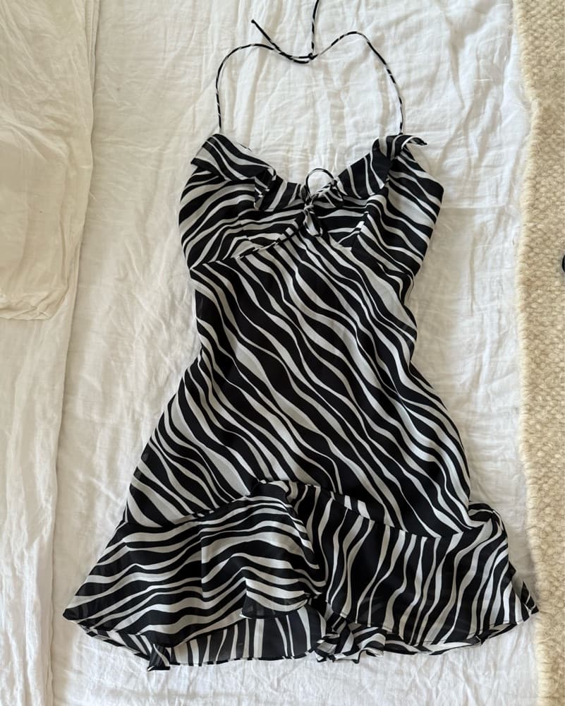 vintage ruffle zebra mini halter dress  - Image 2