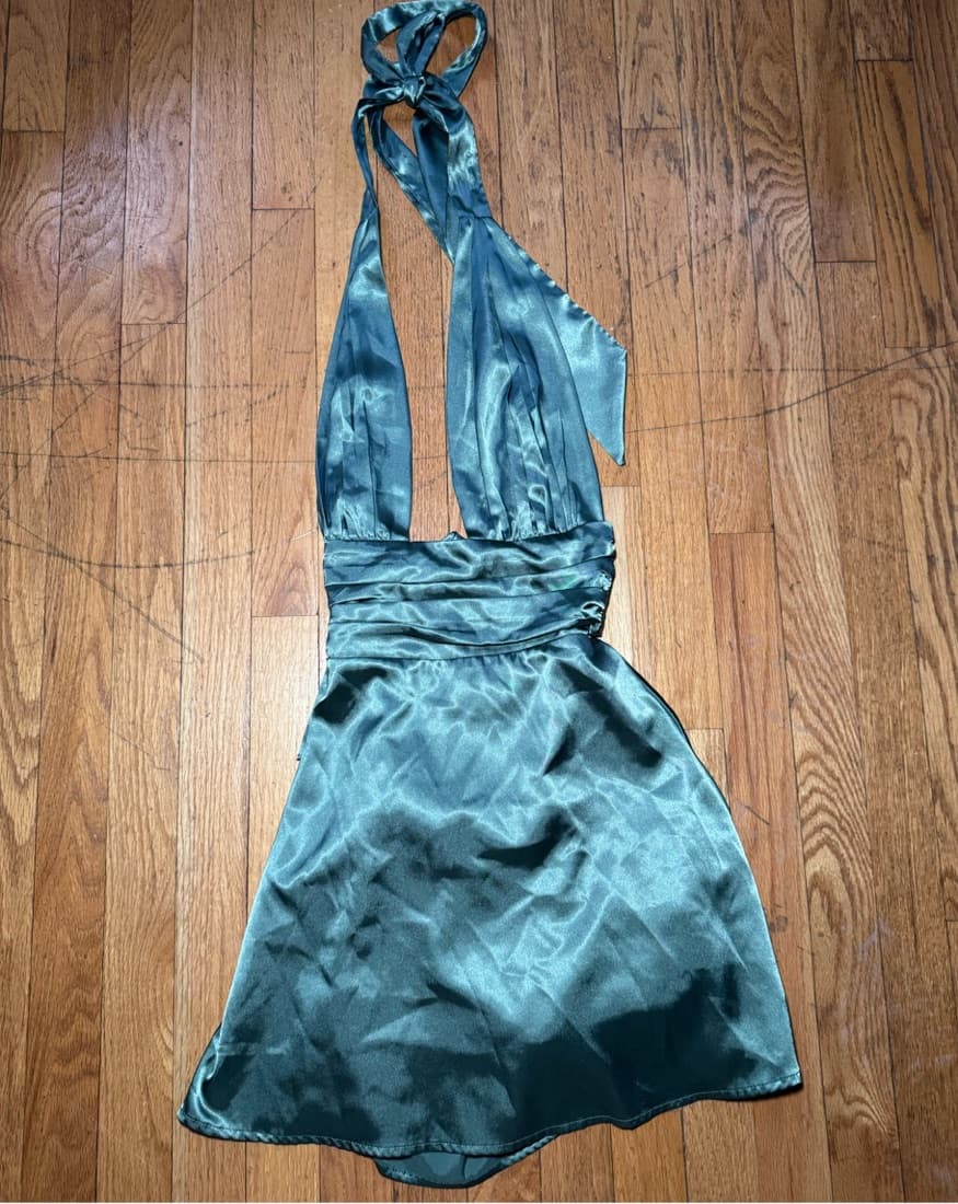 Sleek Satin Halter Dress - Image 3