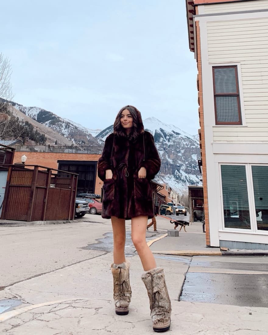 $1,000 Bogner Fur Snow Boots - Image 4