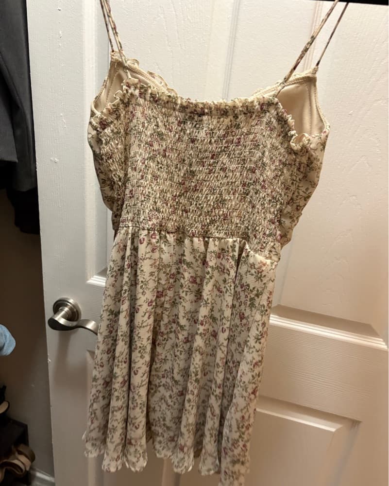 Short Floral Windsor Dress - Image 2