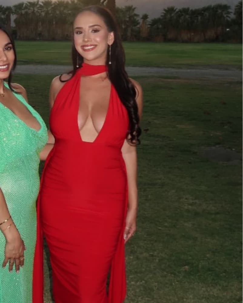 Melani The Lanel - Izabella Gown Red - Image 4
