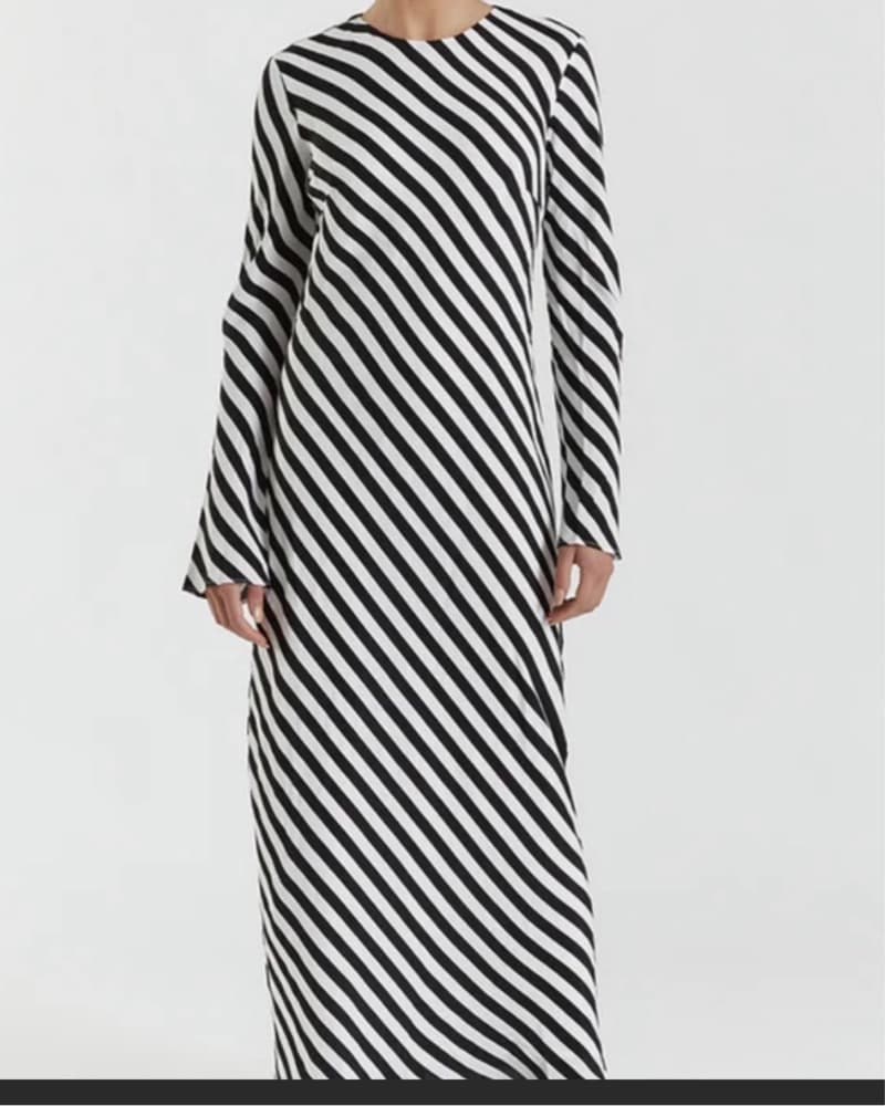 Perfect DISSH honeymoon dress!!  - Image 2