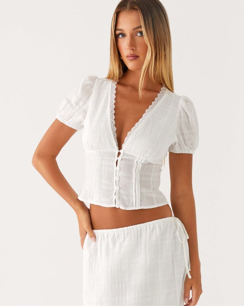 Elegant Lace Trim Puff Sleeve Blouse - Image 1