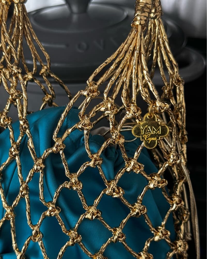 Capri Gold Netted Purse With Teal Pouch - Image 3