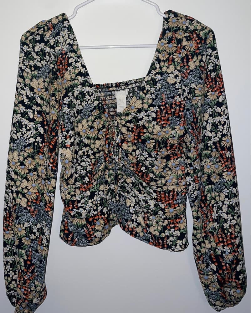 H&M Floral Top - Image 1
