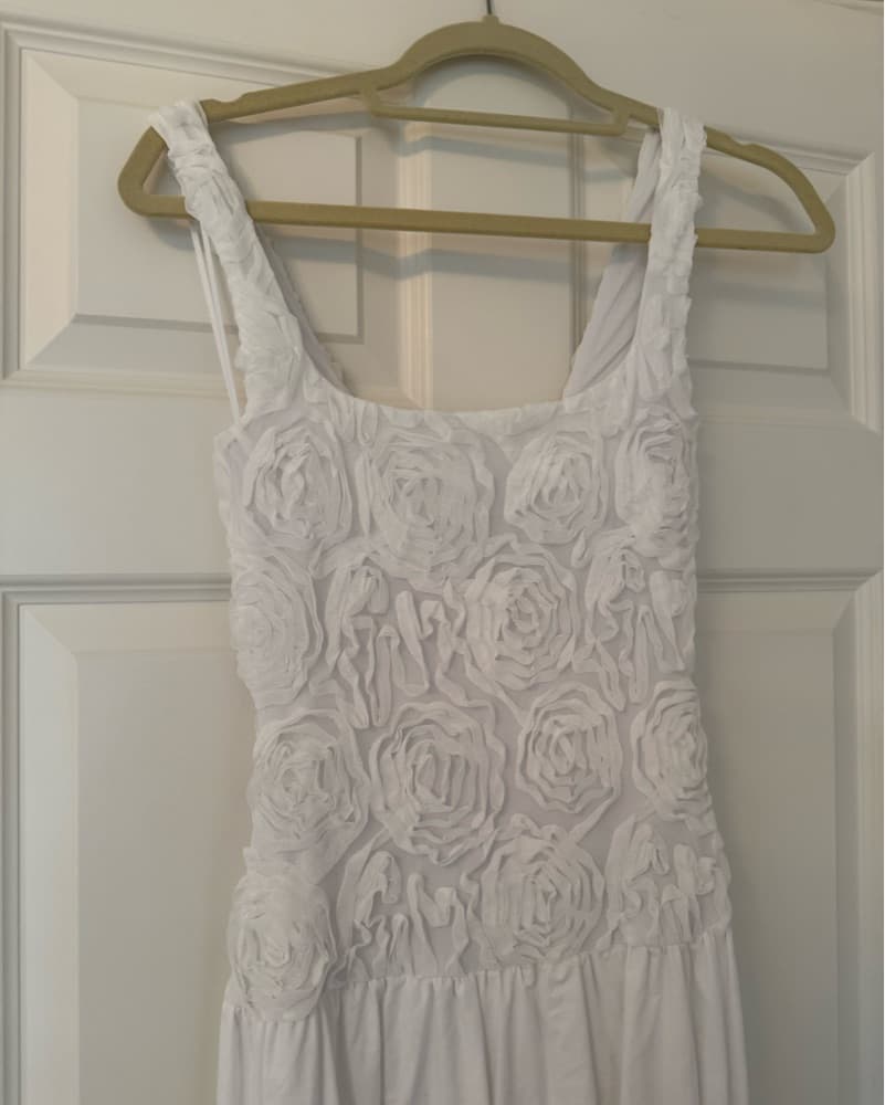 Show Me Your Mumu White Rose Maxi Dress - Image 4