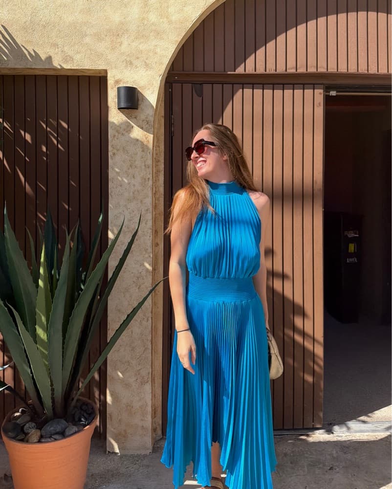 Captivating Pleated Midi Dress - Image 4